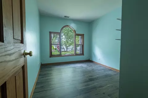 Bedroom - 3305 Pheasant Dr, Rolling Meadows, IL 60008 photo 5 of 12