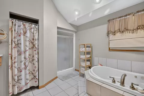 Bath - 202 S Division St, Mark, IL 61340 photo 2 of 4