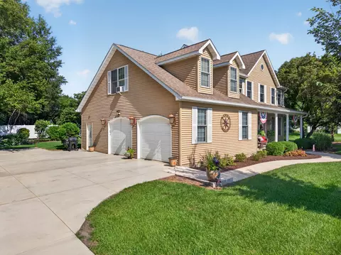 Exterior - 202 S Division St, Mark, IL 61340 photo 7 of 15