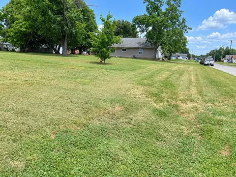 Exterior - 603 Union Ave, Dowell, IL 62927 photo 3 of 3