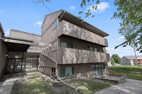 218 Bienterra Trl #2F, Rockford, IL 61107