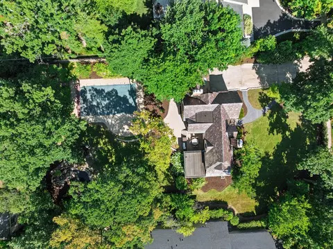 View/Area - 465 Dundee Rd, Glencoe, IL 60022 photo 1 of 1