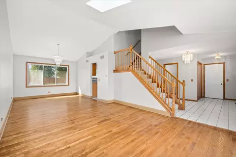 Living - 1125 Darin Dr, Lockport, IL 60441 photo 5 of 9