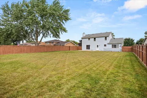 Exterior - 1125 Darin Dr, Lockport, IL 60441 photo 4 of 6