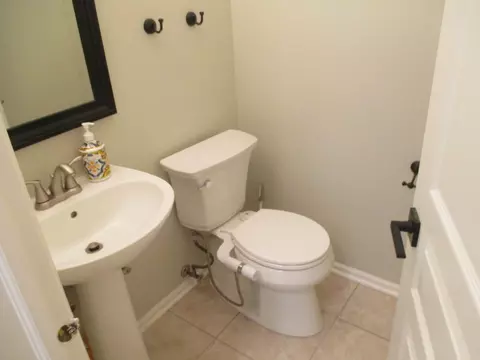 Bath - 500 Rose Ln, Bartlett, IL 60103 photo 1 of 4