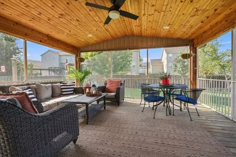 Exterior - 1403 Kickapoo Creek Rd, Bloomington, IL 61705 photo 4 of 9
