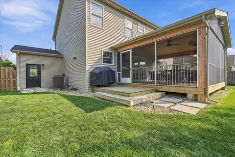 Exterior - 1403 Kickapoo Creek Rd, Bloomington, IL 61705 photo 9 of 9