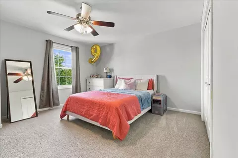 Bedroom - 1403 Kickapoo Creek Rd, Bloomington, IL 61705 photo 1 of 3