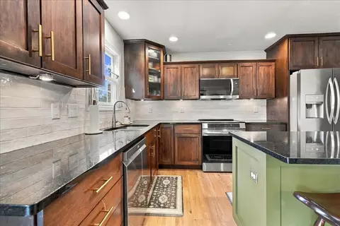 Kitchen - 1403 Kickapoo Creek Rd, Bloomington, IL 61705 photo 2 of 4