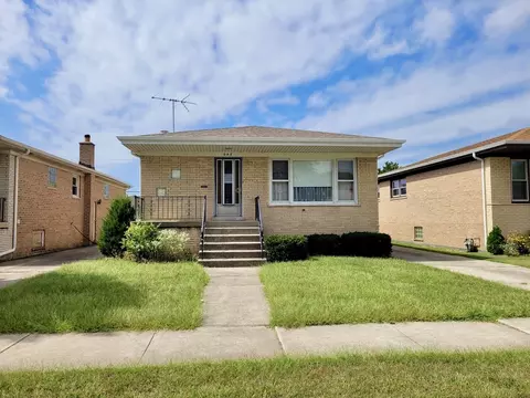 648 Escanaba Ave, Calumet City, IL 60409