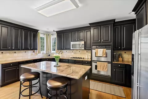 Kitchen - 25202 Gettysburg Rd, Plainfield, IL 60544 photo 5 of 5