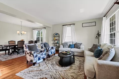 Living - 25202 Gettysburg Rd, Plainfield, IL 60544 photo 1 of 4