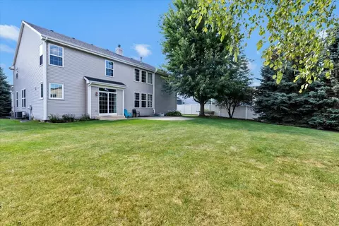 Exterior - 25202 Gettysburg Rd, Plainfield, IL 60544 photo 3 of 5