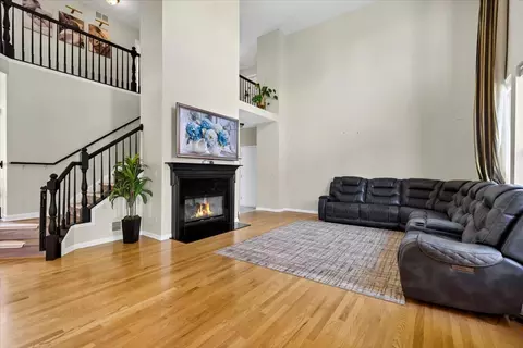 Living - 25202 Gettysburg Rd, Plainfield, IL 60544 photo 3 of 4