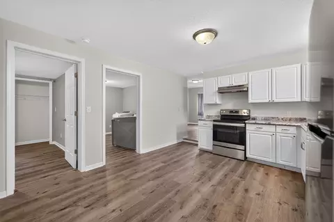 Entry Way - 705 S 3rd St, Oregon, IL 61061 photo 1 of 3
