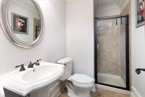 Bath - 849 E Hillside Rd, Naperville, IL 60540 photo 1 of 8