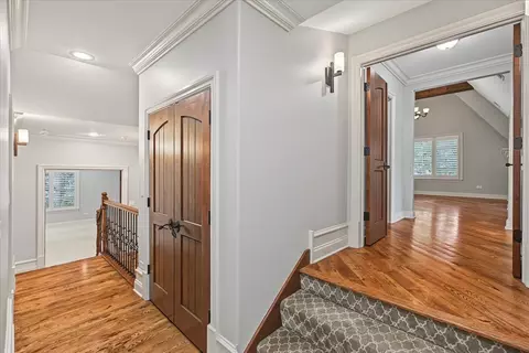Entry Way - 849 E Hillside Rd, Naperville, IL 60540 photo 5 of 6