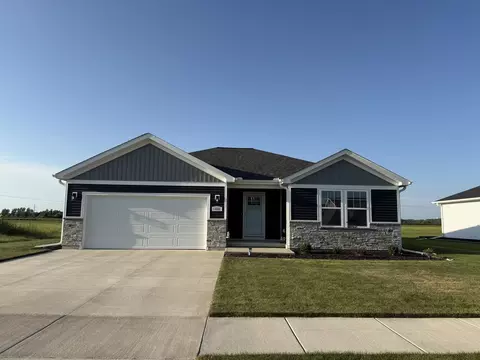 609 34th St, Peru, IL 61354