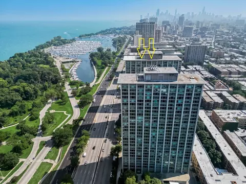 3600 N Lake Shore Dr #1205, Chicago, IL 60613