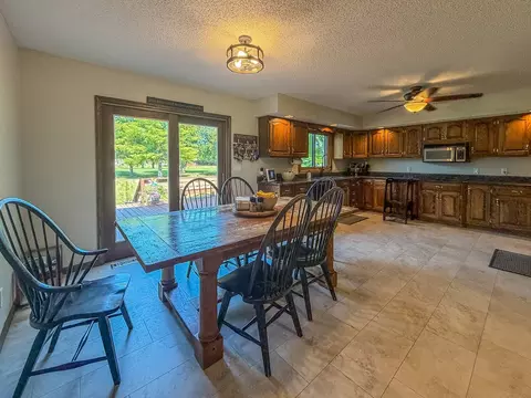 Dining - 7 Pinehurst Dr, Mattoon, IL 61938 photo 3 of 4