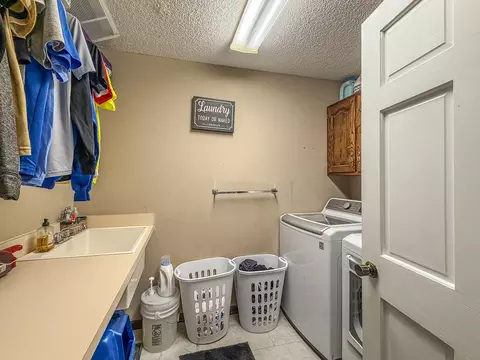 Other - 7 Pinehurst Dr, Mattoon, IL 61938 photo 4 of 15