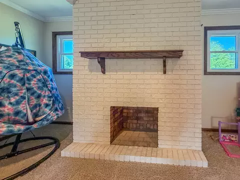 Living - 7 Pinehurst Dr, Mattoon, IL 61938 photo 16 of 16