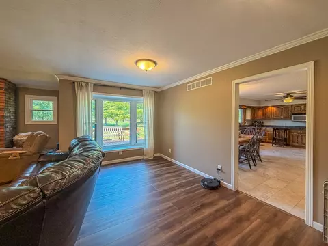 Living - 7 Pinehurst Dr, Mattoon, IL 61938 photo 6 of 16