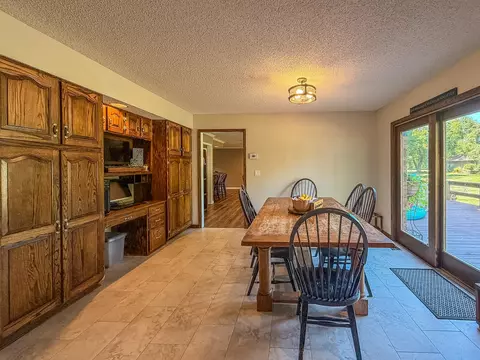 Dining - 7 Pinehurst Dr, Mattoon, IL 61938 photo 1 of 4