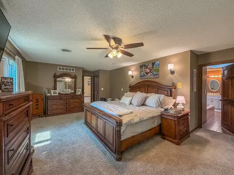 Bedroom - 7 Pinehurst Dr, Mattoon, IL 61938 photo 5 of 12
