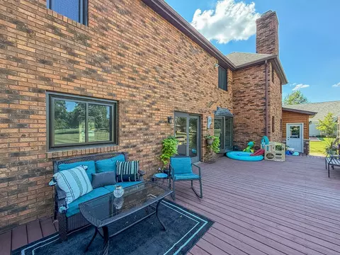 Exterior - 7 Pinehurst Dr, Mattoon, IL 61938 photo 11 of 19