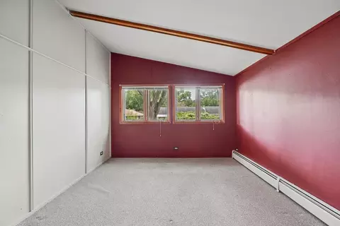 Bedroom - 814 Pinecrest Dr, Rantoul, IL 61866 photo 3 of 9