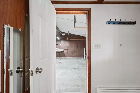 Entry Way - 814 Pinecrest Dr, Rantoul, IL 61866 photo 6 of 6