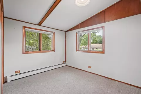 Bedroom - 814 Pinecrest Dr, Rantoul, IL 61866 photo 6 of 9