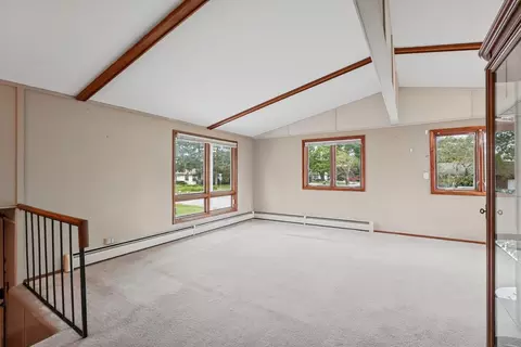Living - 814 Pinecrest Dr, Rantoul, IL 61866 photo 8 of 11