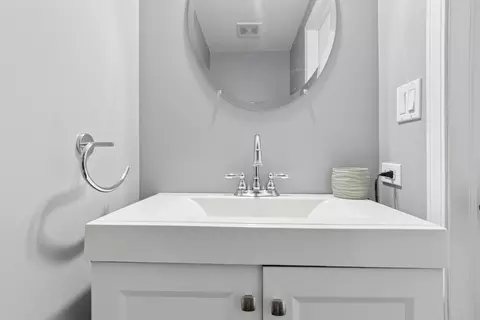 Bath - 2285 Reflections Dr #A, Aurora, IL 60502 photo 1 of 2