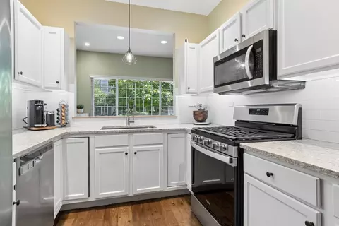 Kitchen - 2285 Reflections Dr #A, Aurora, IL 60502 photo 2 of 2