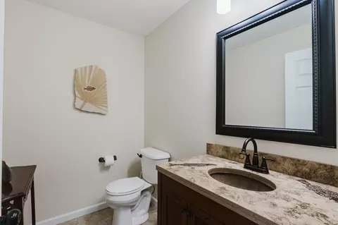 Bath - 5 Cobblestone Ct, Bloomington, IL 61704 photo 1 of 4