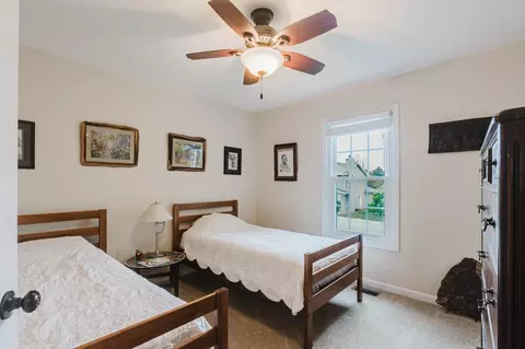 Bedroom - 5 Cobblestone Ct, Bloomington, IL 61704 photo 4 of 10