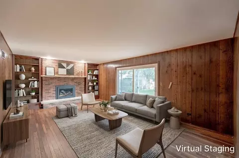 Living - 1609 Barry Ln, Glenview, IL 60025 photo 2 of 3