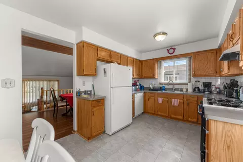 Kitchen - 17816 Tanglewood Ct, Hazel Crest, IL 60429 photo 1 of 1