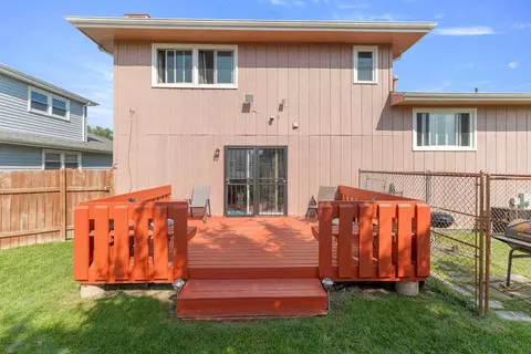 Exterior - 17816 Tanglewood Ct, Hazel Crest, IL 60429 photo 3 of 4