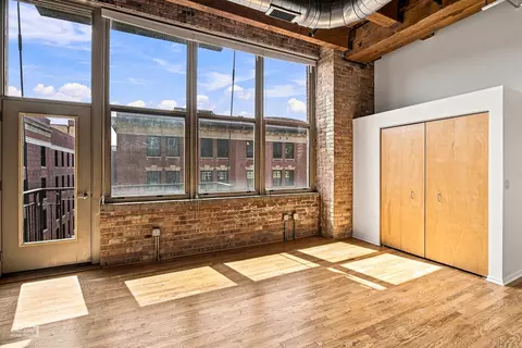 Other - 1500 W Monroe St #411, Chicago, IL 60607 photo 2 of 7