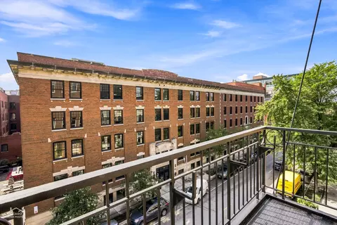 Other - 1500 W Monroe St #411, Chicago, IL 60607 photo 6 of 7