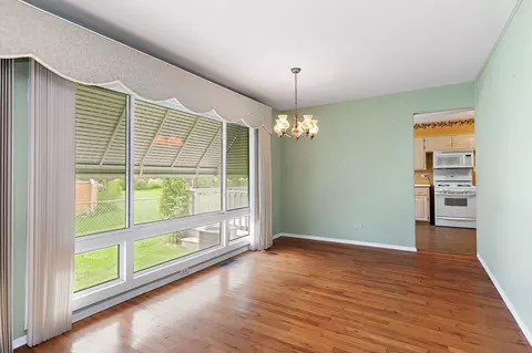Other - 435 Kingman Ln, Hoffman Estates, IL 60169 photo 2 of 6