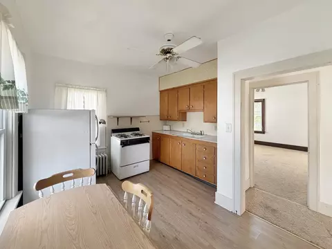 Kitchen - 526 E Jefferson St, Freeport, IL 61032 photo 3 of 4