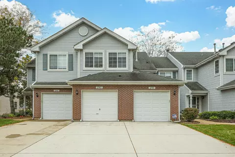 2745 Odlum Dr, Schaumburg, IL 60194