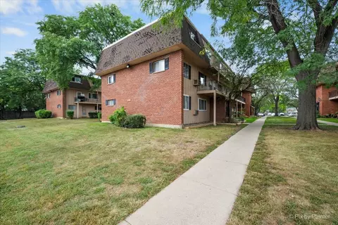 Exterior - 2508 Algonquin Rd #2, Rolling Meadows, IL 60008 photo 1 of 7