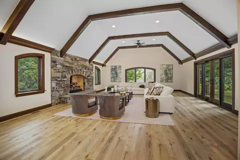 Living - 1899 Hilltop Ln, Bannockburn, IL 60015 photo 1 of 3