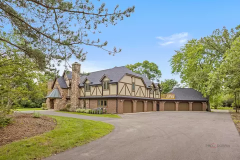 Exterior - 1899 Hilltop Ln, Bannockburn, IL 60015 photo 5 of 20