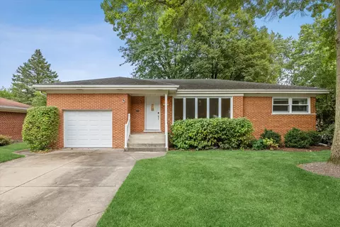 507 S Donald Ave, Arlington Heights, IL 60004